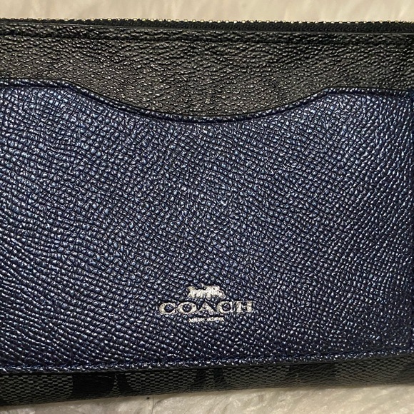 NWT Metallic Blue and Black Coach Wristlet - Picture 5 of 7